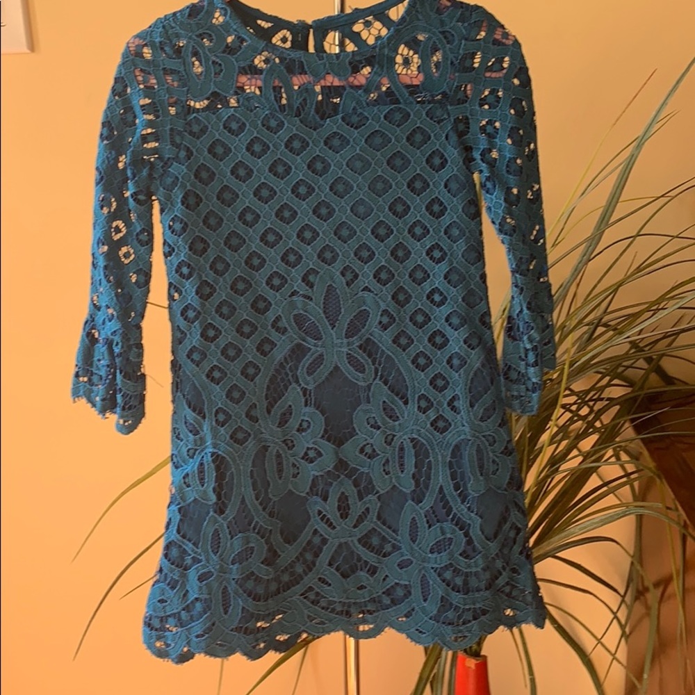 Pretty lace dress - great for fall pictures. Sz3T